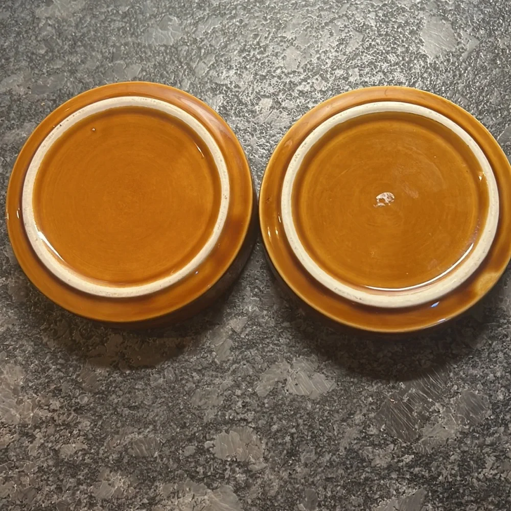 Set of 2 ceramic vintage ash trays. Brown with green and gold painting i…